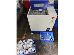 धातु पाउडर चिप केक प्रेस के लिए हाइड्रोलिक स्वचालित ब्रिकेटिंग मशीन